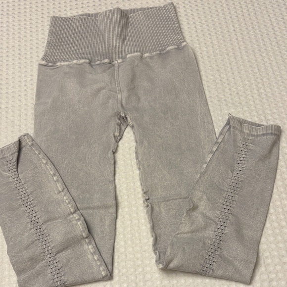 New! FREE PEOPLE Movement XS/S High-Rise 7/8 Length GOOD KARMA Leggings - Picture 5 of 16